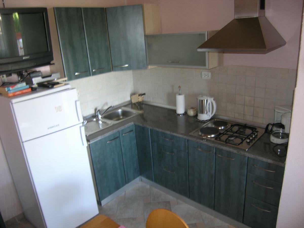 Apartment Viktoria Klenovica Kültér fotó